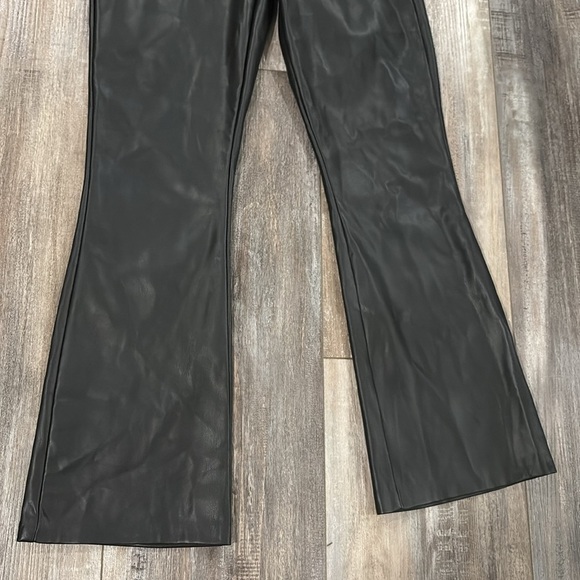Zara Black Faux Leather High-Waisted Flare Pants Size Medium Bloggers Favorite - Picture 6 of 11